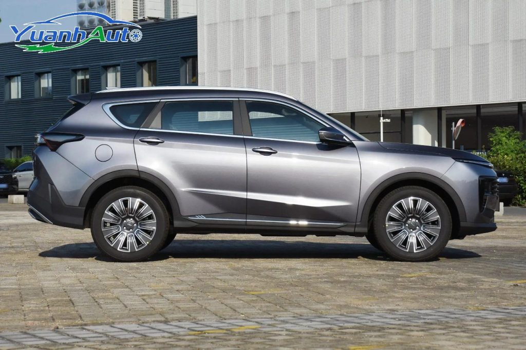 Jetour X70 Plus SUV rear view