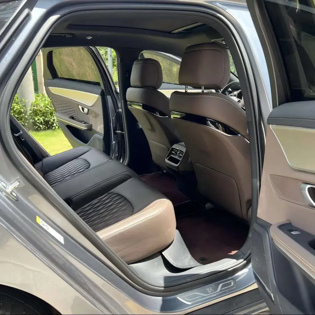 Used 2024 BYD Han EV Gray — export photo, Yuanh Auto