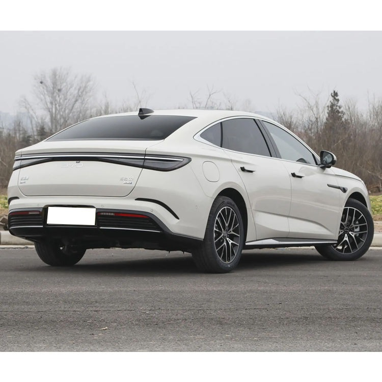 Used 2025 BYD Seal 07 DM-i 1.5L White — export photo, Yuanh Auto