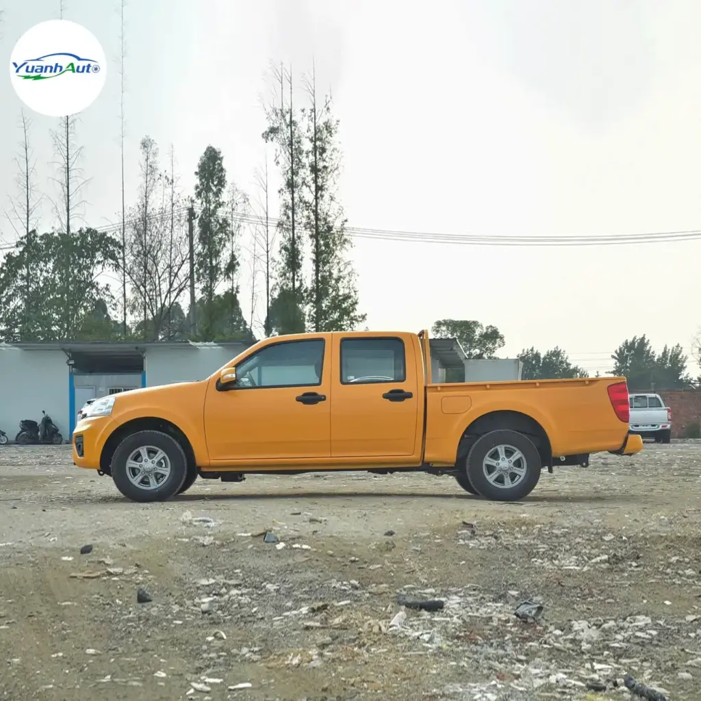 Used 2025 Great Wall Wingle 5 Pickup 2.4L Yellow — export photo, Yuanh Auto