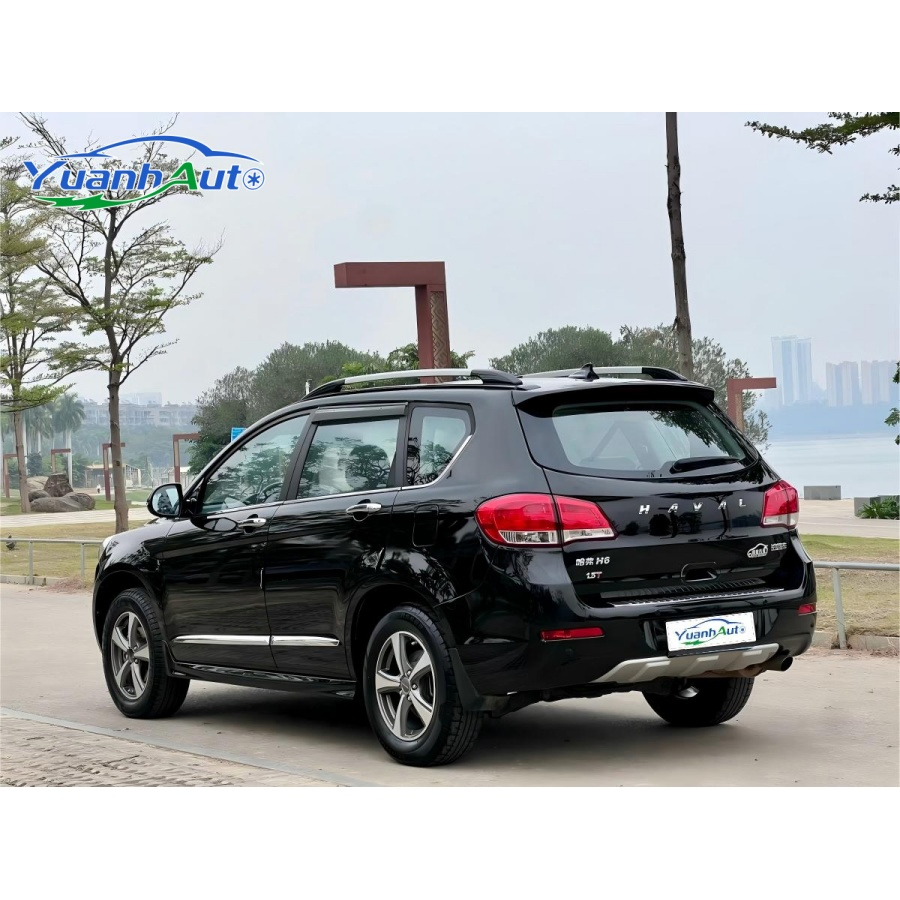 Used 2015 Haval H6 1.6L Elite 1.6L Black — export photo, Yuanh Auto