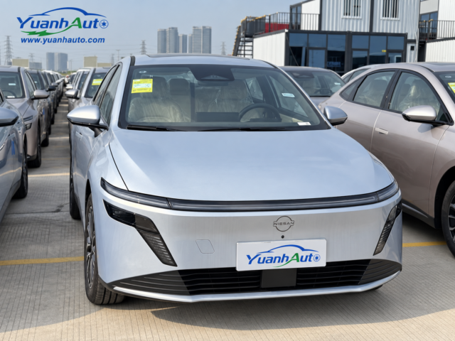 Nissan N7 — export photo, Yuanh Auto