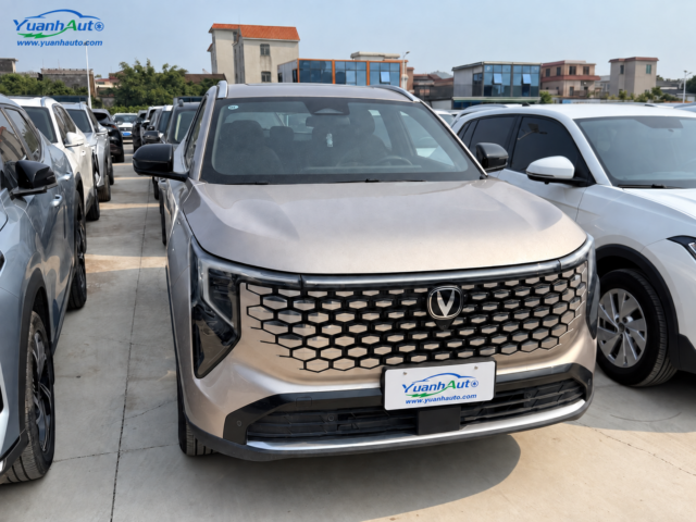 Changan CS55 Plus — export photo, Yuanh Auto