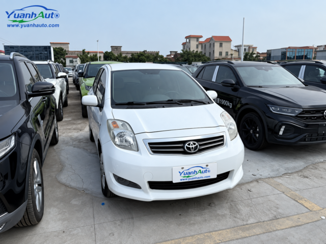Toyota Yaris — export photo, Yuanh Auto