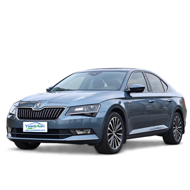 2016 Skoda Superb exterior