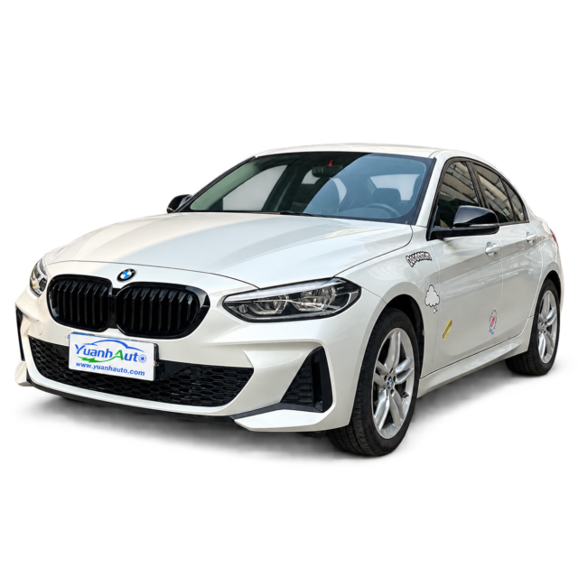 2021 BMW 1 Series exterior