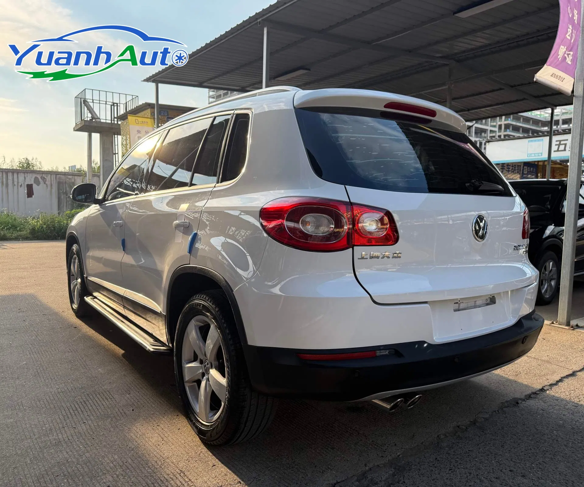 2012 Volkswagen Tiguan Petrol SUV — source image 14