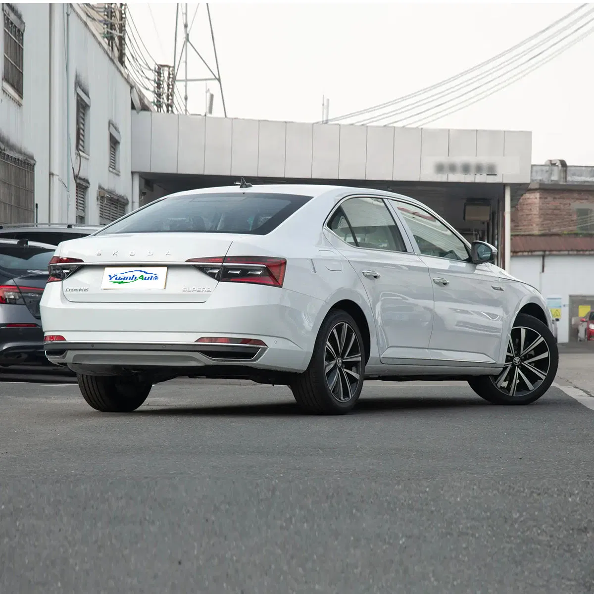 2025 Skoda Superb vehicle photo 6