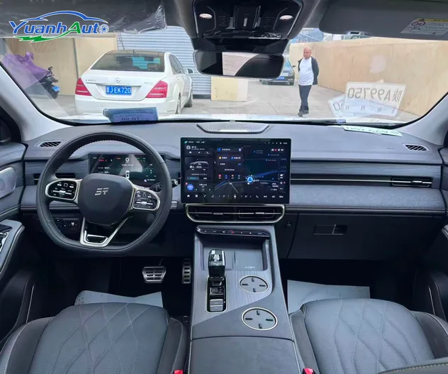 2023 Jetour X70 Plus 1.5T Petrol SUV — source image 15