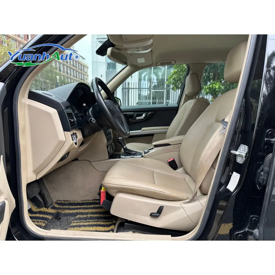 2011 Mercedes-Benz GLK vehicle photo 6