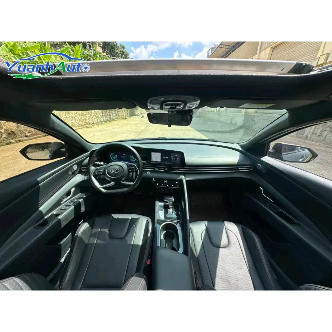 2022 Hyundai Elantra Petrol Sedan — source image 6