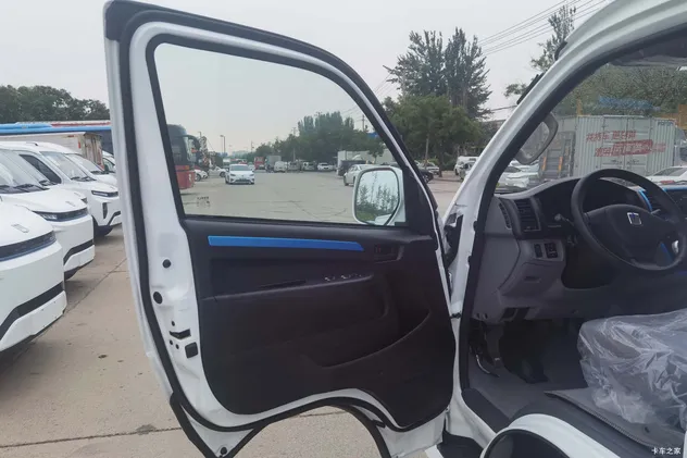 2022 Farizon E6 Electric — source image 10