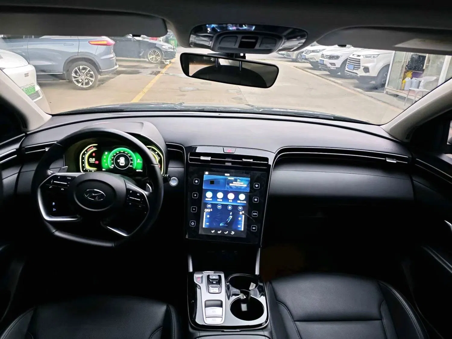 2021 Hyundai Tucson L Petrol SUV — source image 15