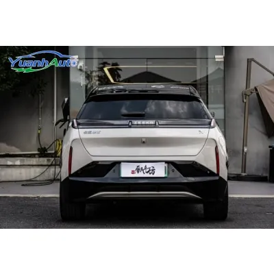 2024 Zeekr X Hybrid SUV — source image 12