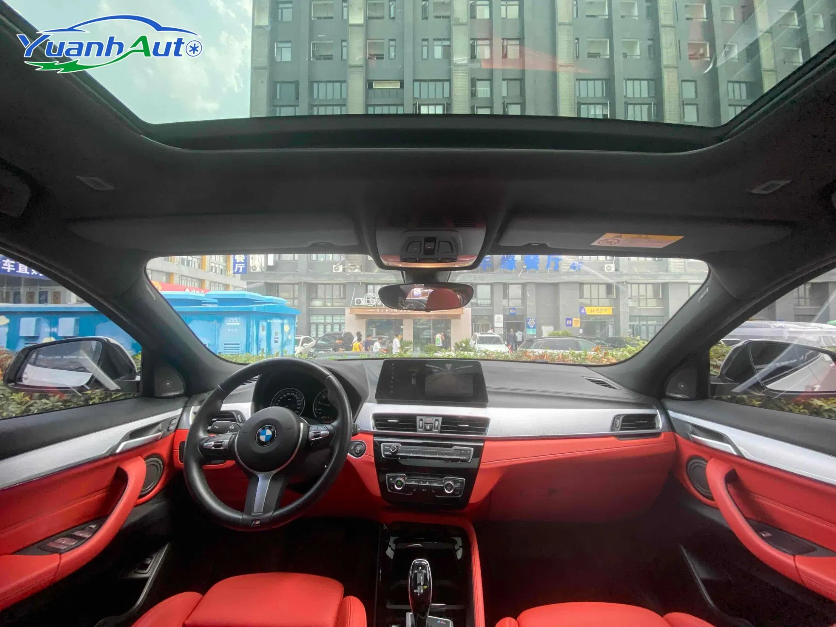 2021 BMW X2 vehicle photo 7