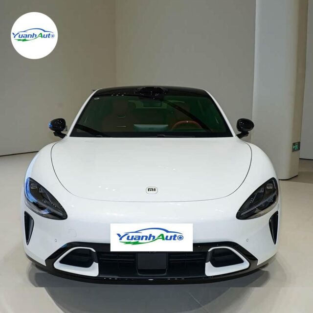 2025 SU 7 vehicle photo 1