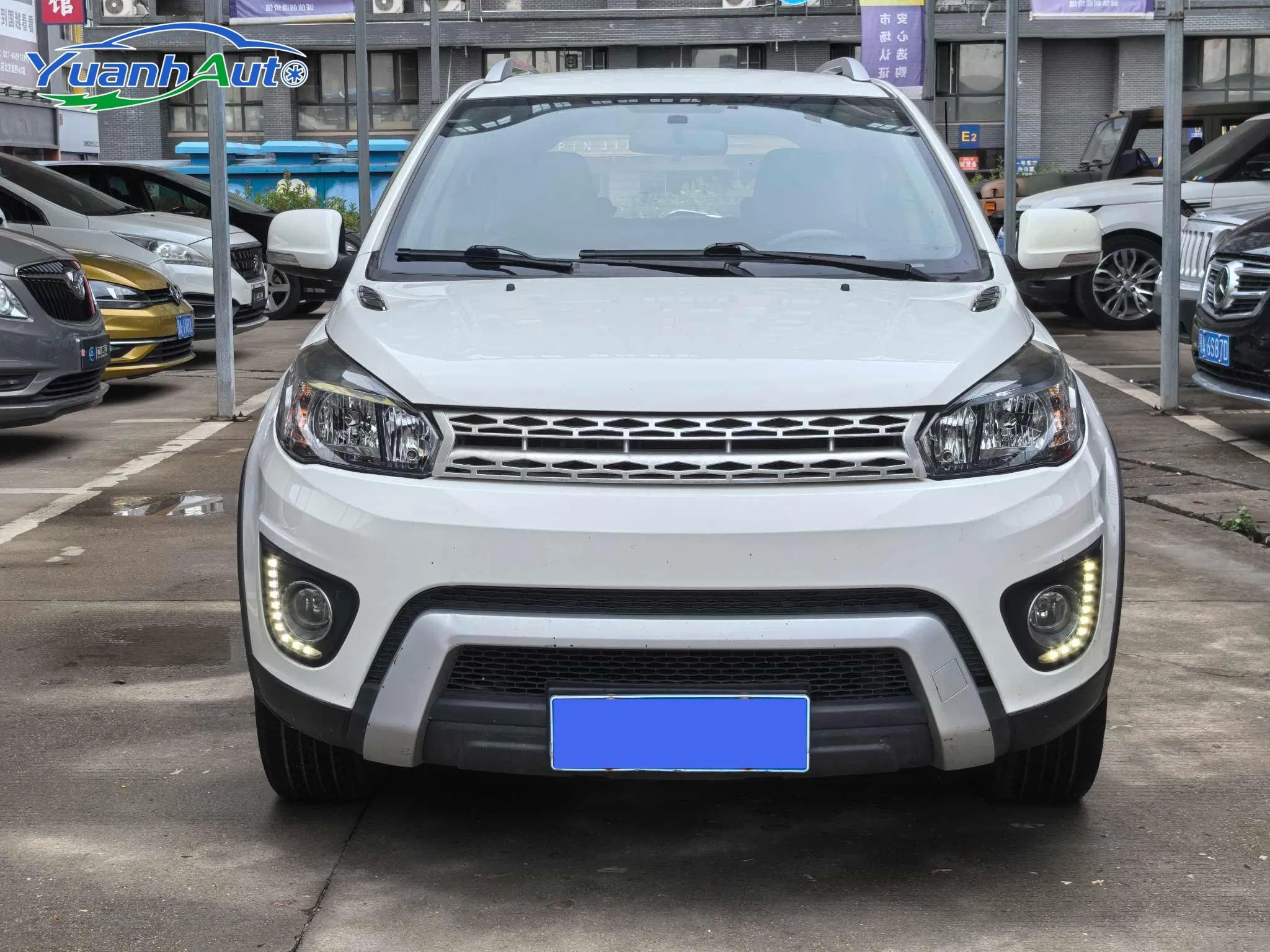 2012 Great Wall M4 vehicle photo 3