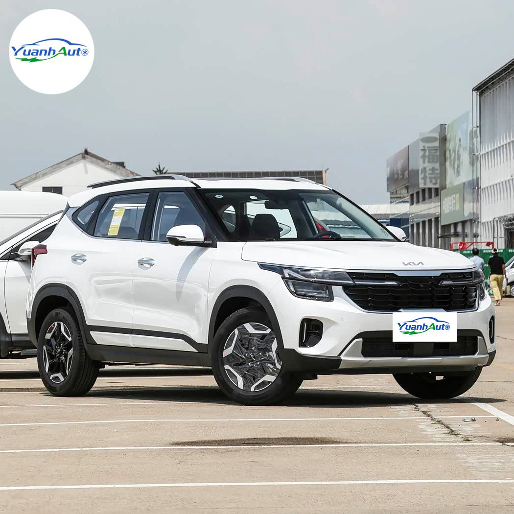 Kia Seltos vehicle photo 1