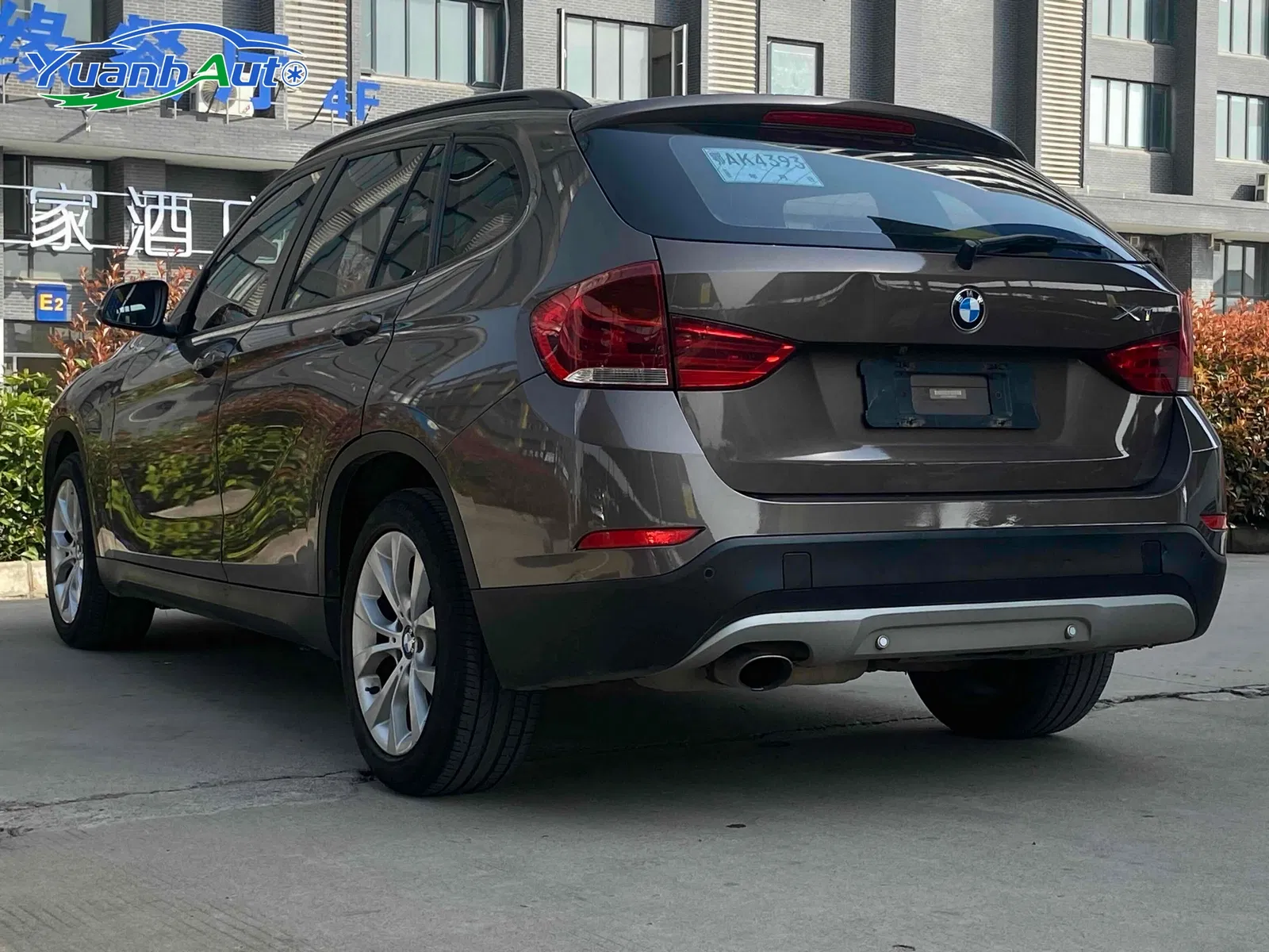 2013 BMW X1 Petrol SUV — source image 15