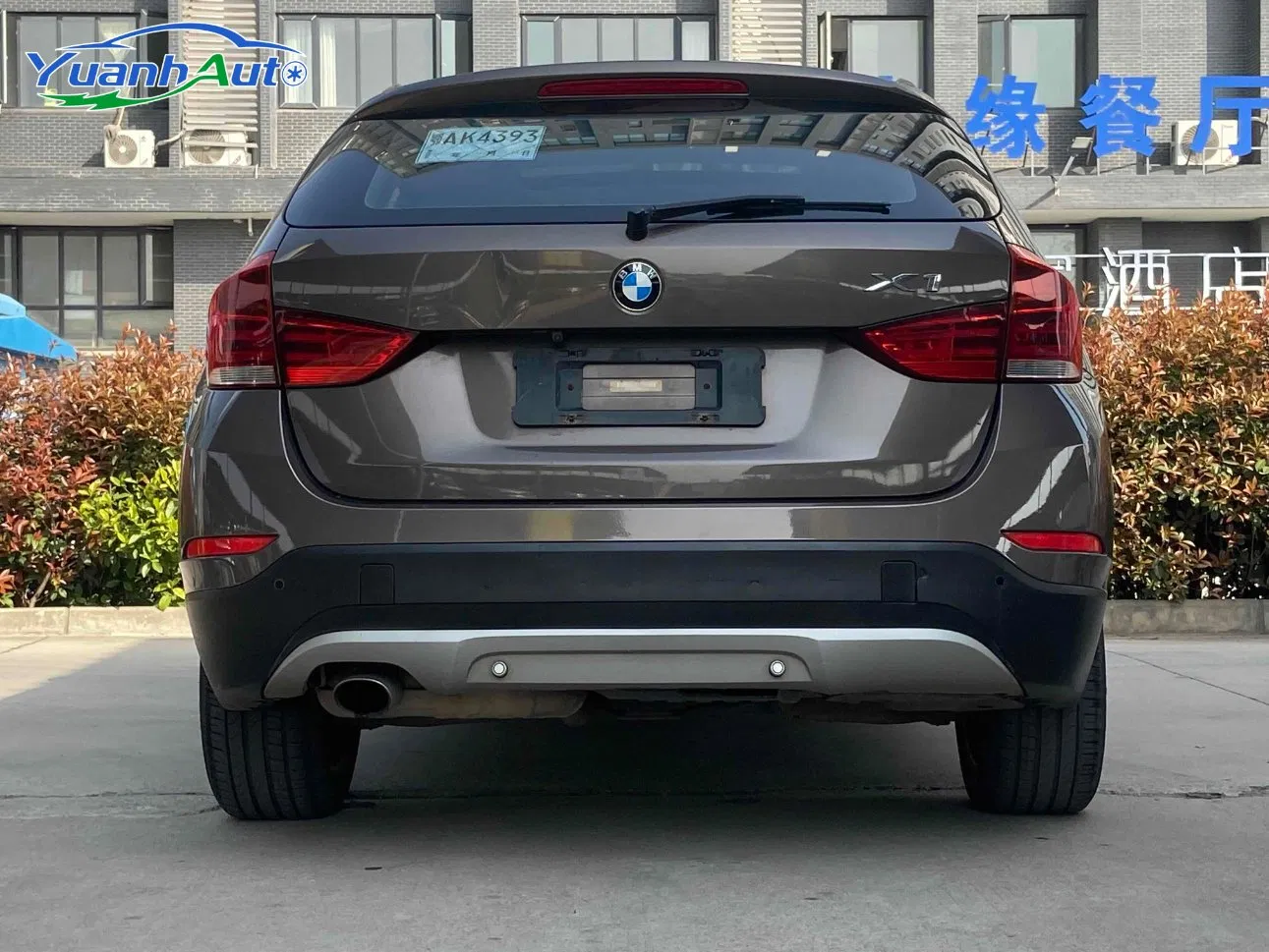 2013 BMW X1 vehicle photo 5