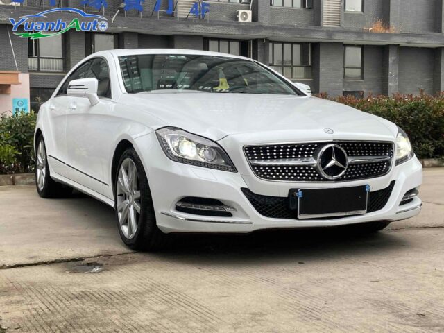 2012 Benz CLS vehicle photo 1