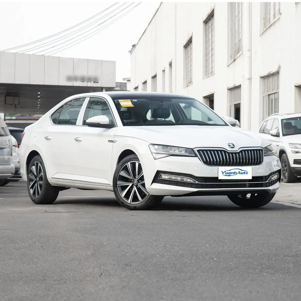 2025 Skoda Superb vehicle photo 7