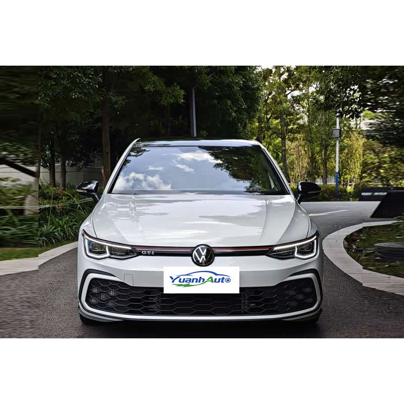 2016 Golf vehicle photo 3