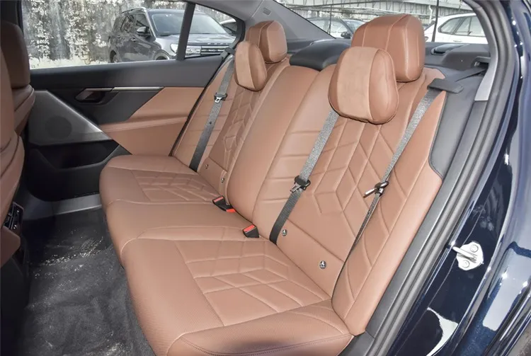 2024 BMW I5 Electric Sedan — source image 9