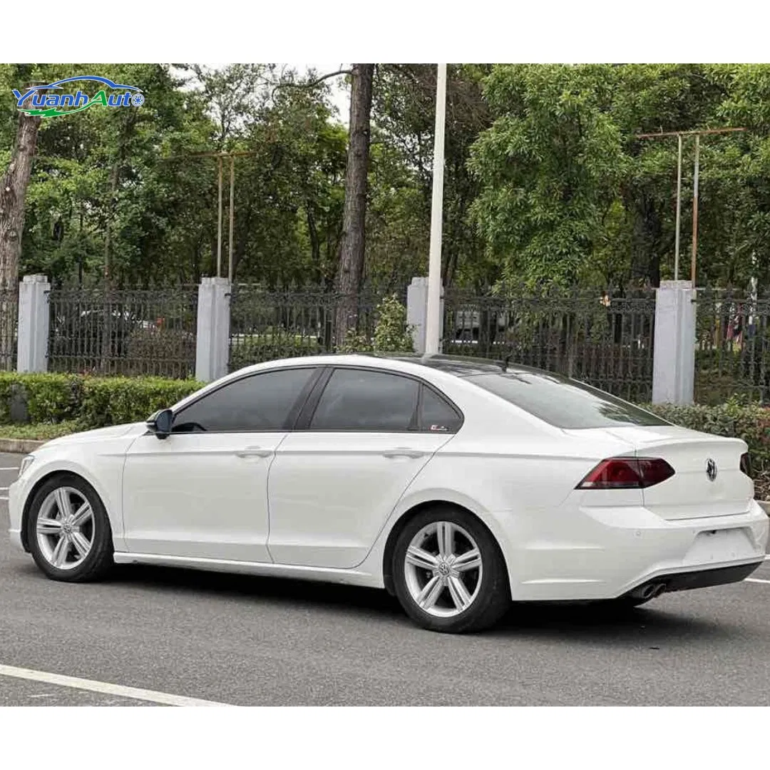 2015 Lamando vehicle photo 6