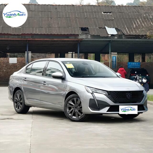 Peugeot 408 vehicle photo 1
