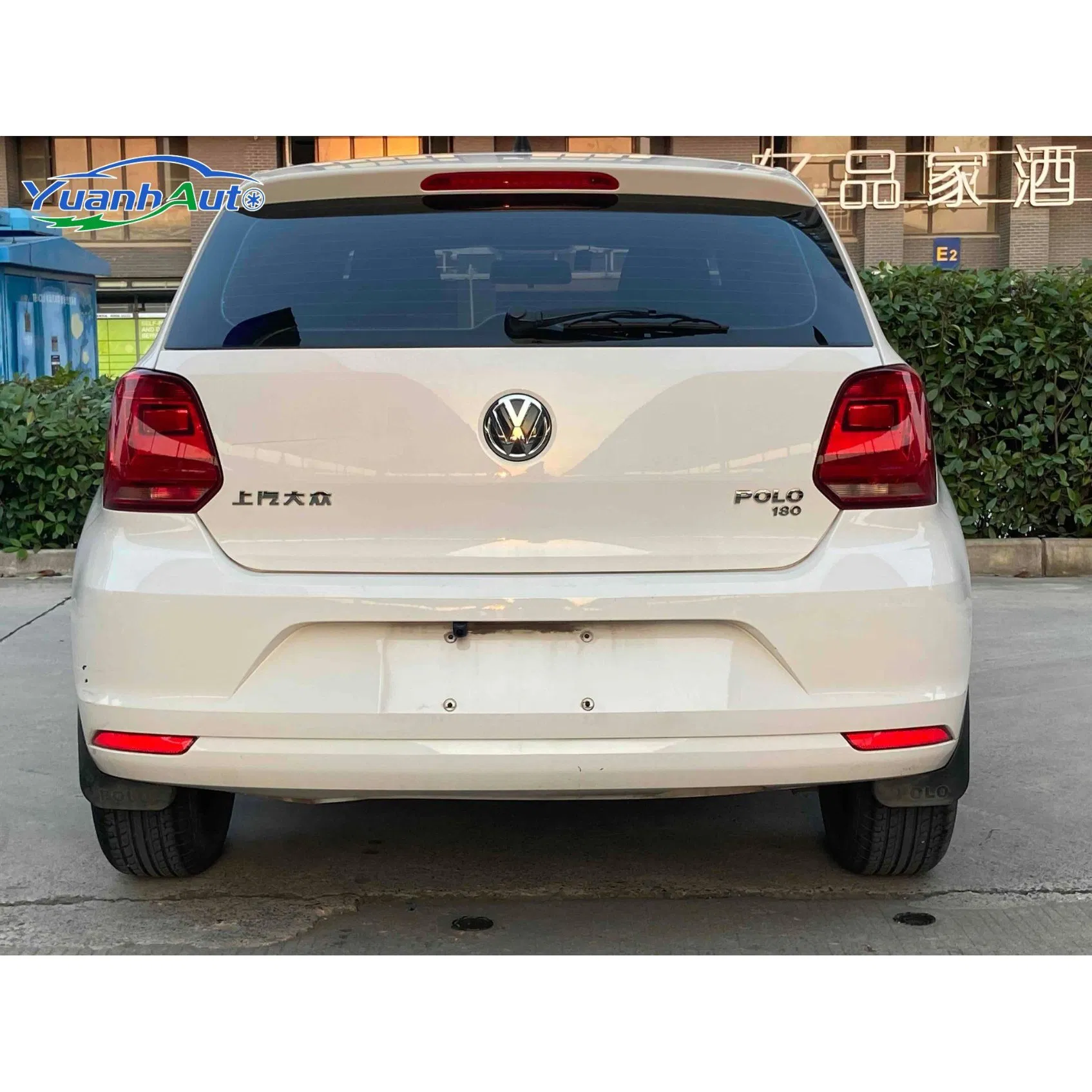 2018 VW Polo vehicle photo 6
