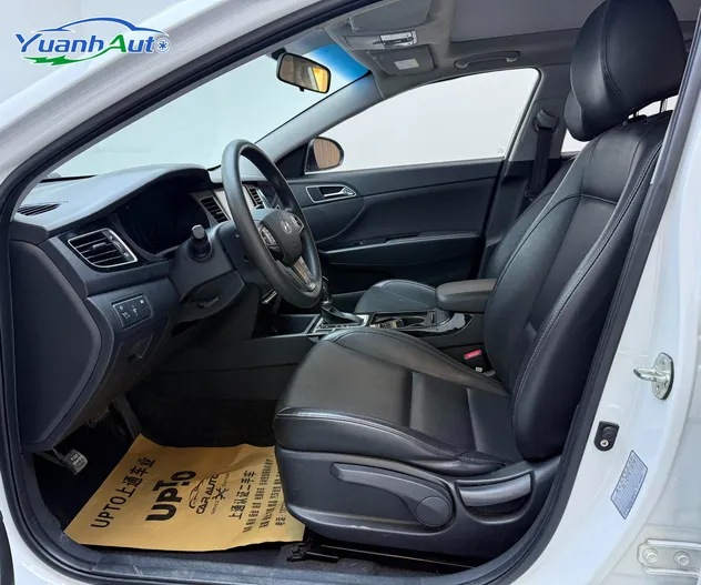 2016 Hyundai Mistra Petrol Sedan — source image 17