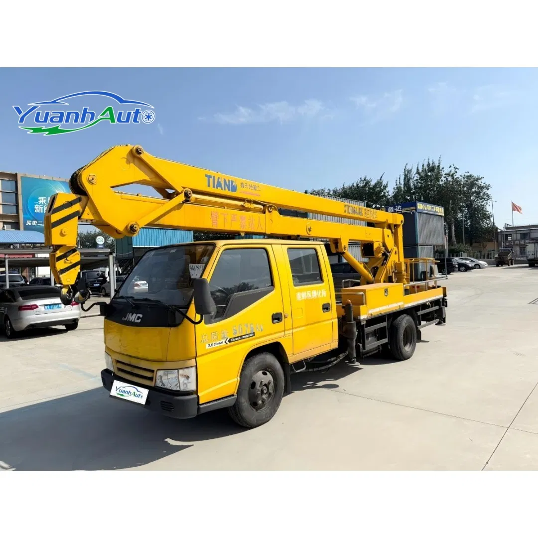 2013 JMC Crane Truck — source image 8