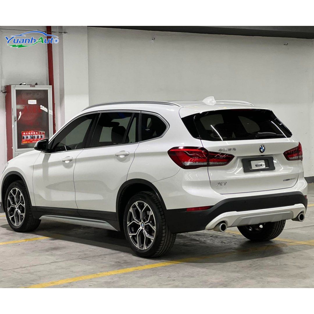 2022 BMW X1 vehicle photo 1