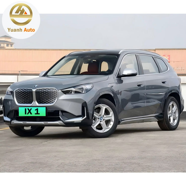 2023 BMW iX1 Electric SUV — source image 3