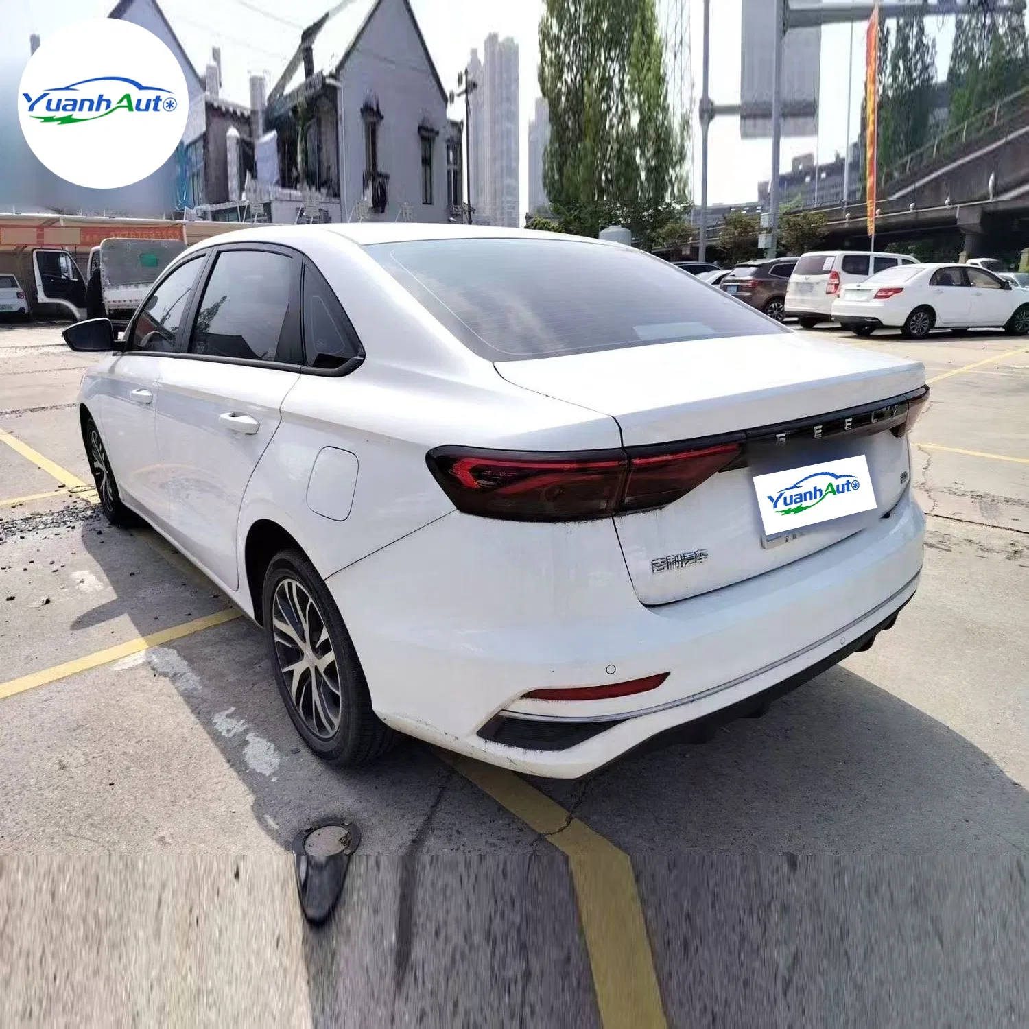 2023 Geely Emgrand — source image 10