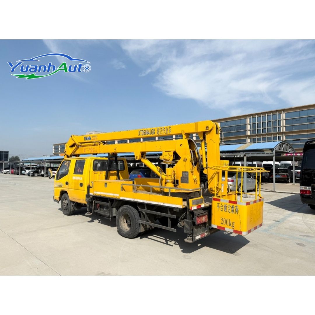 2013 JMC crane vehicle photo 1
