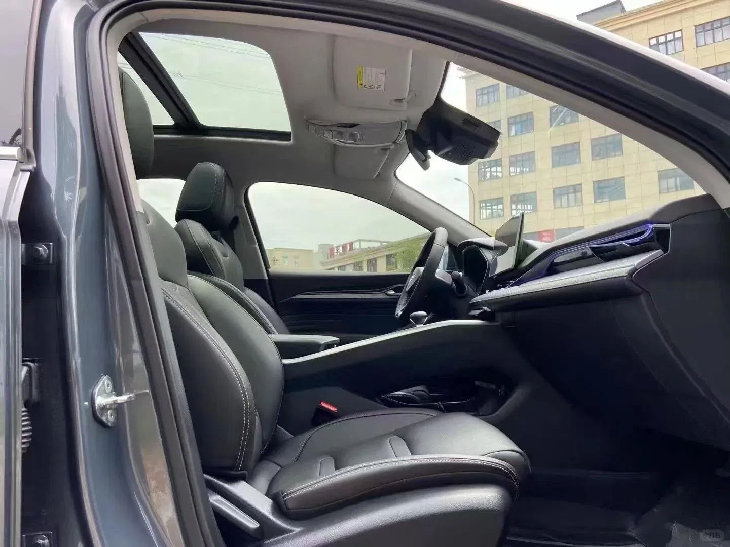 2022 Geely Xingrui vehicle photo 6
