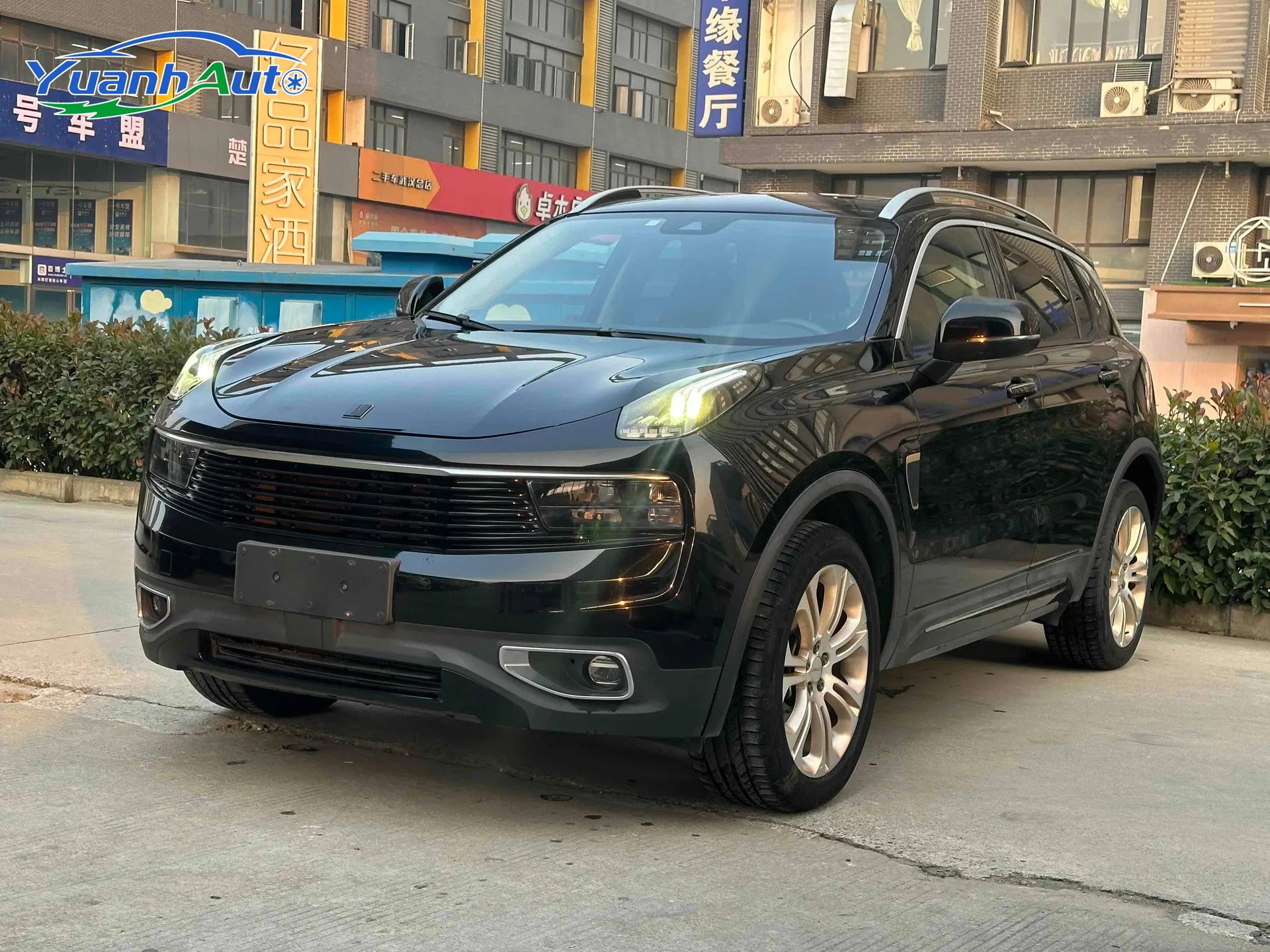 2021 Lynk & Co 01 2.0T Petrol SUV — source image 8