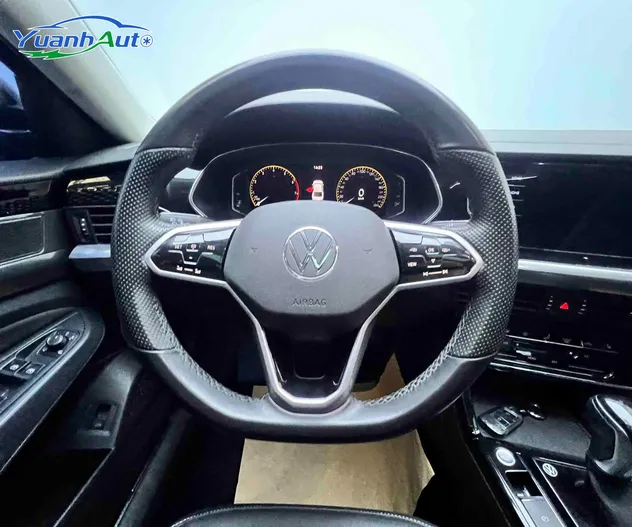 2023 Volkswagen Passat Elite Sedan — source image 18