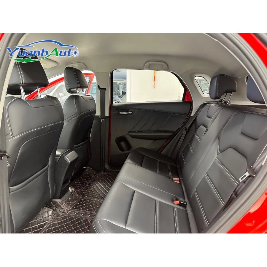 2019 BYD e2 Electric Hatchback — source image 16