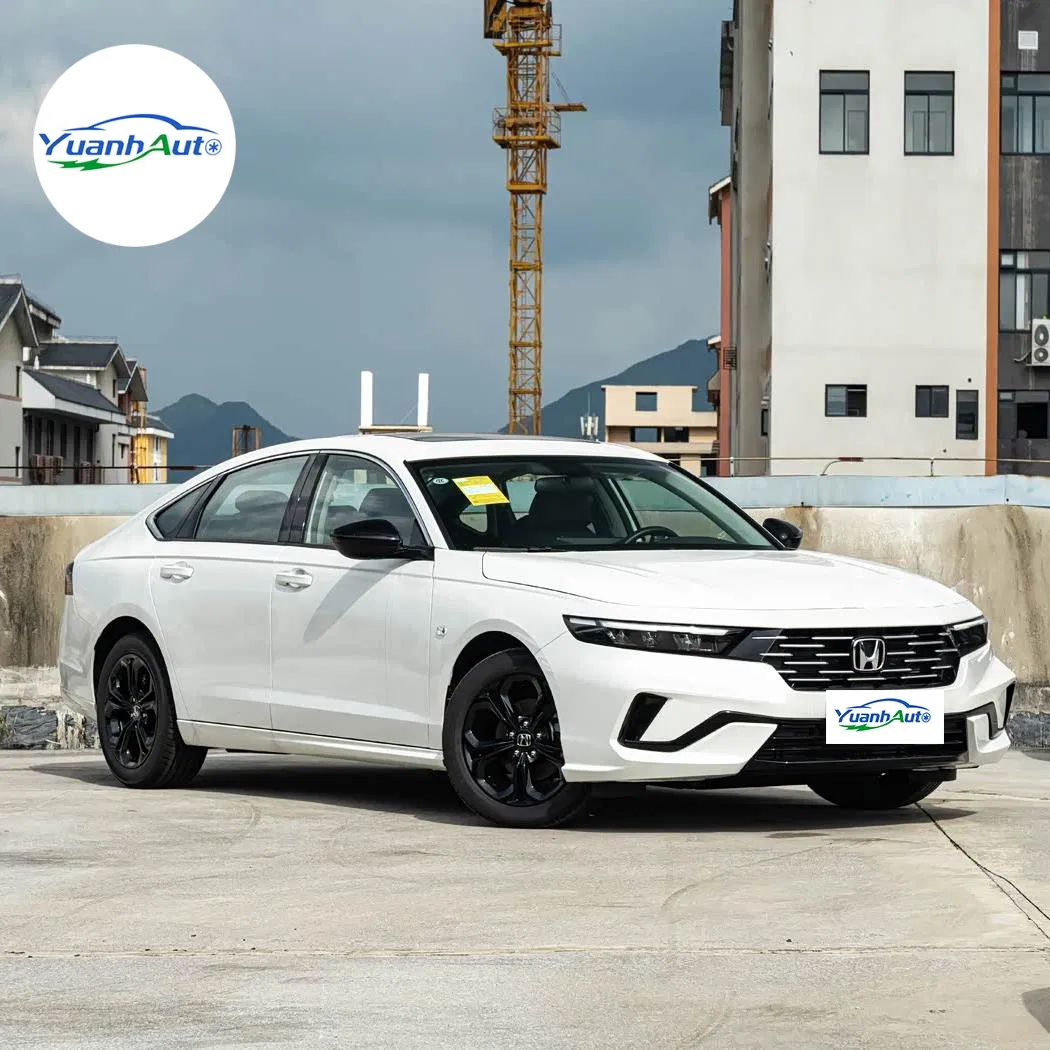 Honda Accord vehicle photo 4