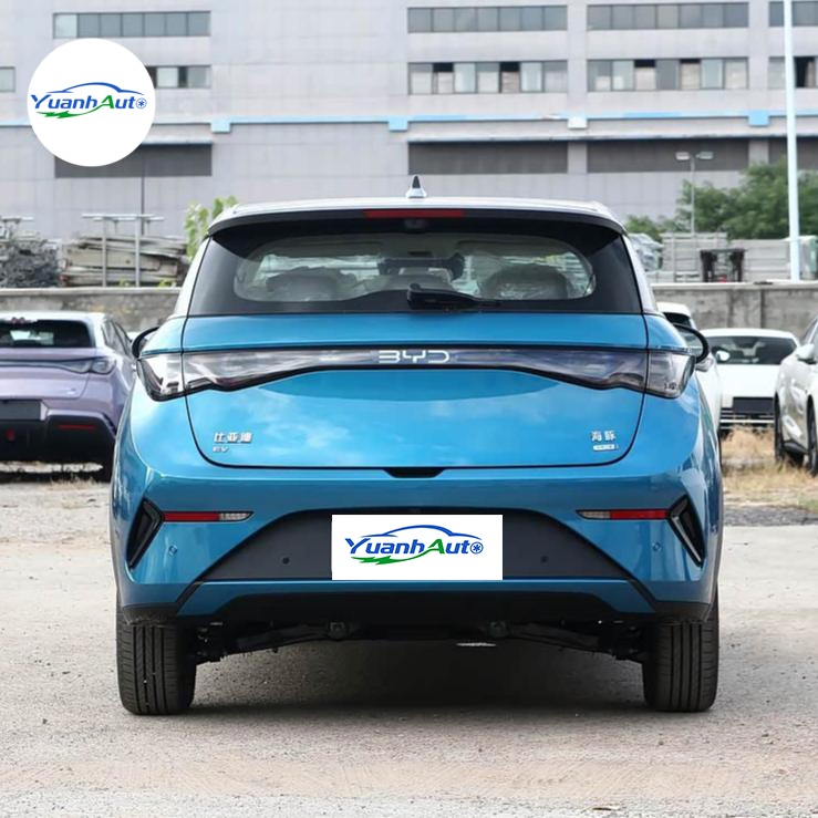 2025 BYD Dolphin vehicle photo 6