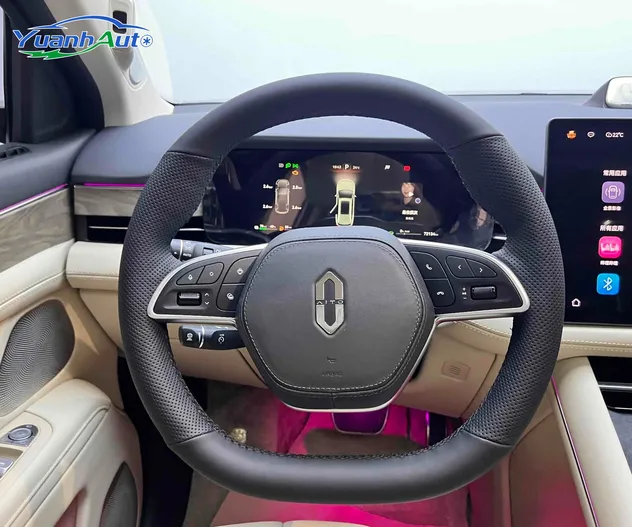 2022 AITO M7 Hybrid SUV — source image 20