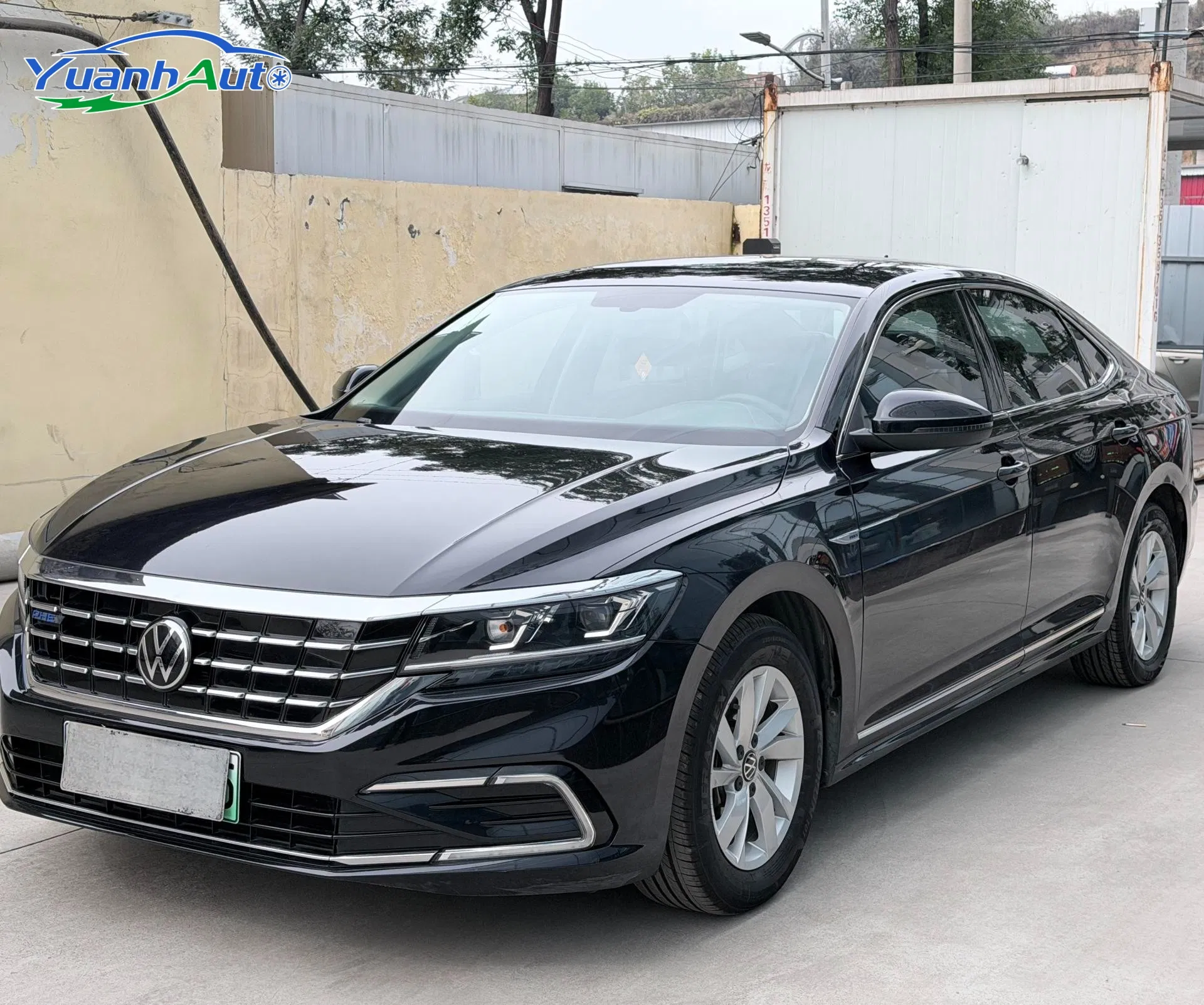 2020 Volkswagen Passat Hybrid — source image 9