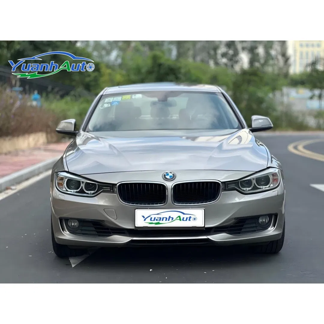 2013 BMW 3 Series vehicle photo 3