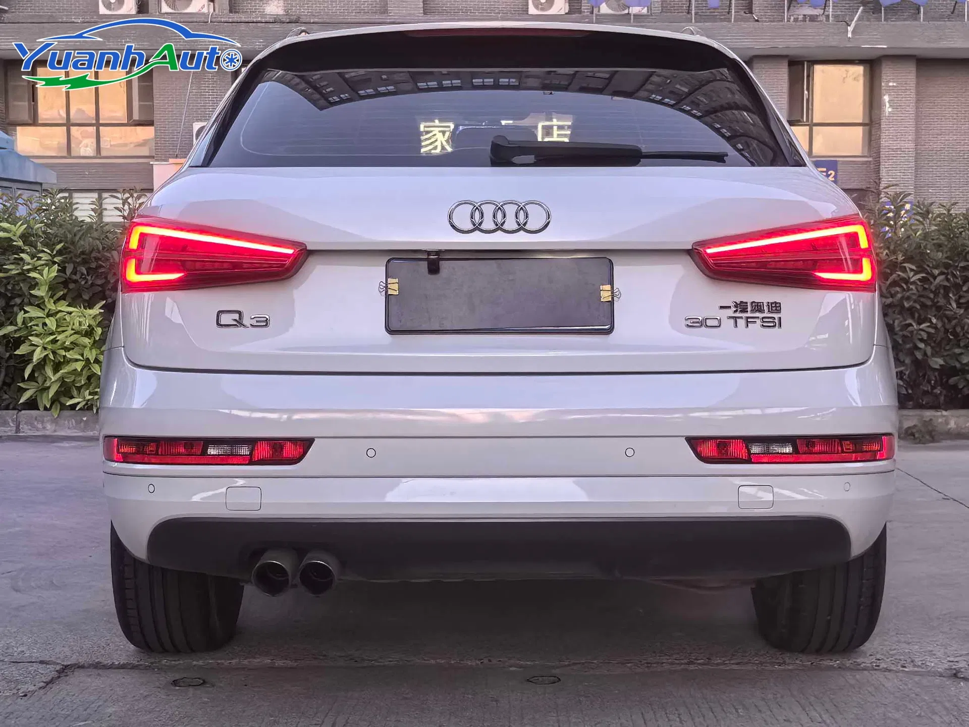 2018 Audi Q3 Petrol SUV — source image 13