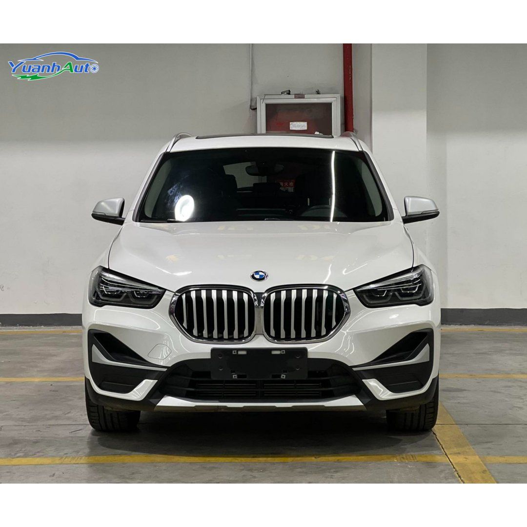 2022 BMW X1 vehicle photo 1