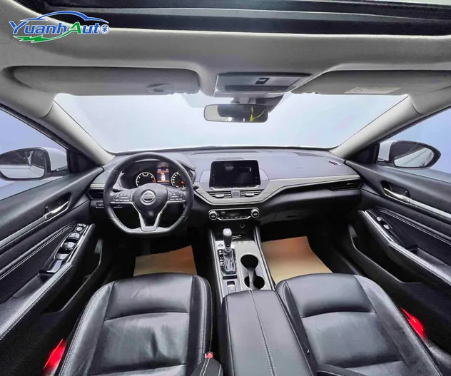 2021 Nissan Teana Petrol Sedan — source image 9
