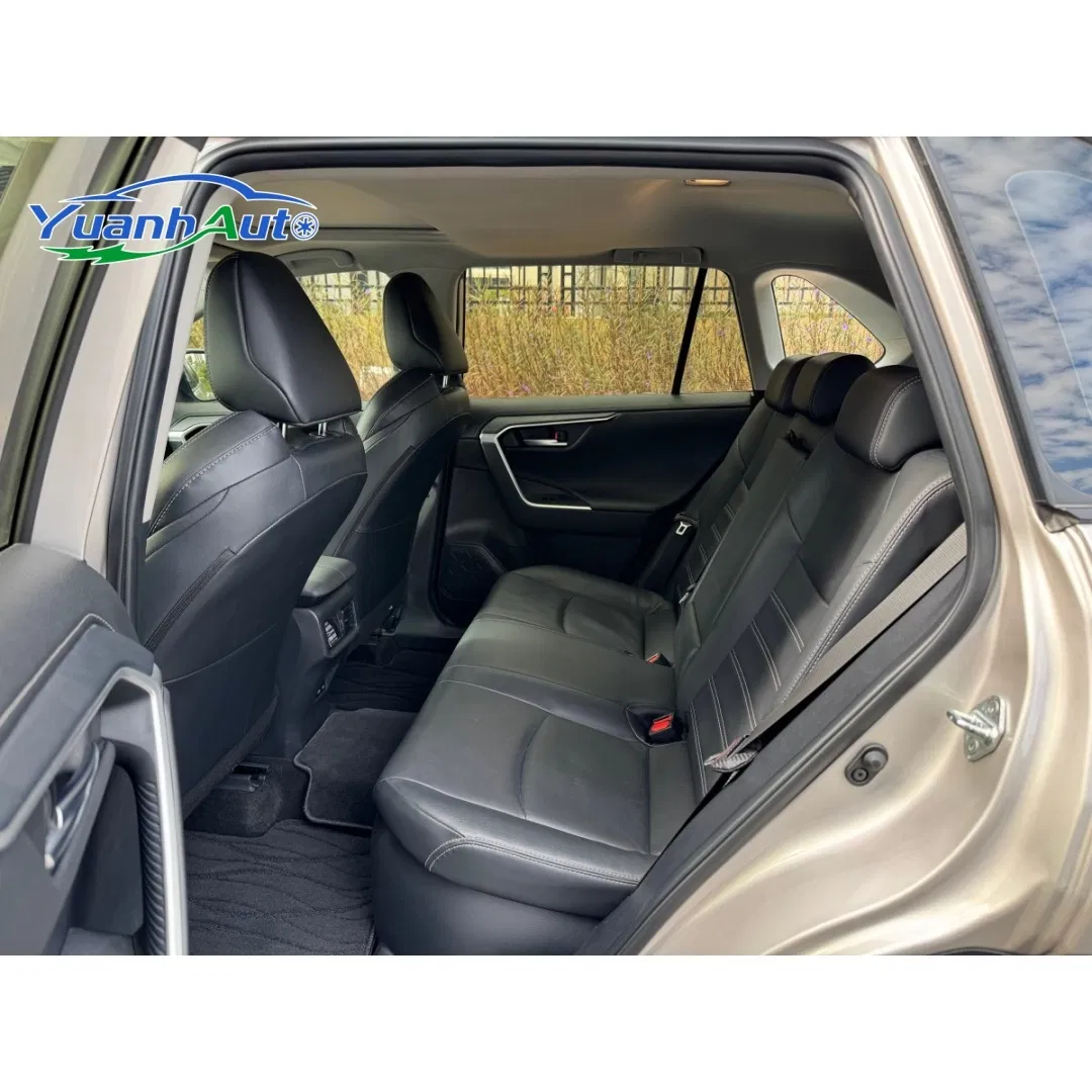 2022 Toyota Vetlanda 2.5L Hybrid — source image 15